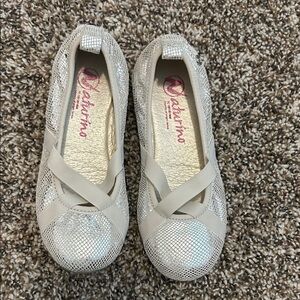 Naturino Silver and Cream Kids Dress Shoes